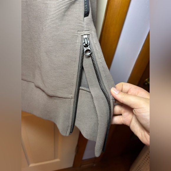 Varley Milton Sweater - Picture 10 of 15